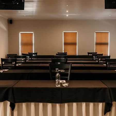 Artemis Hotel Суакопмунд Екстериор снимка