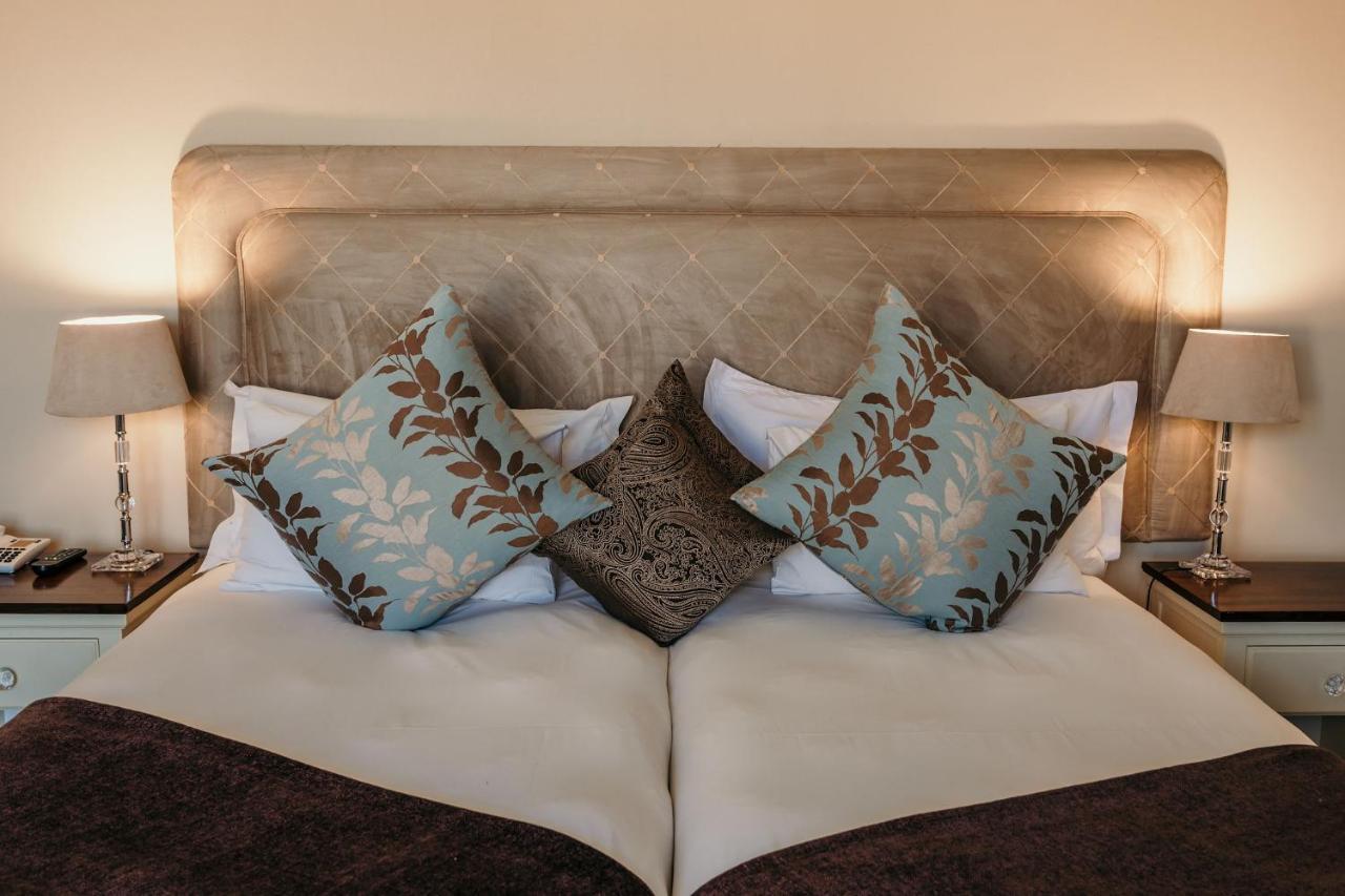 Artemis Hotel Суакопмунд Екстериор снимка