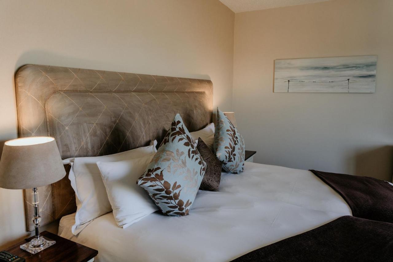 Artemis Hotel Суакопмунд Екстериор снимка